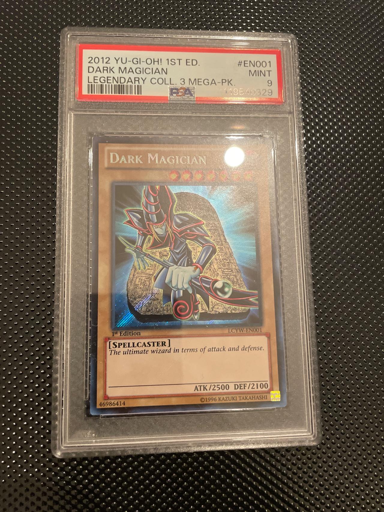 Dark Magician LCYW-EN001